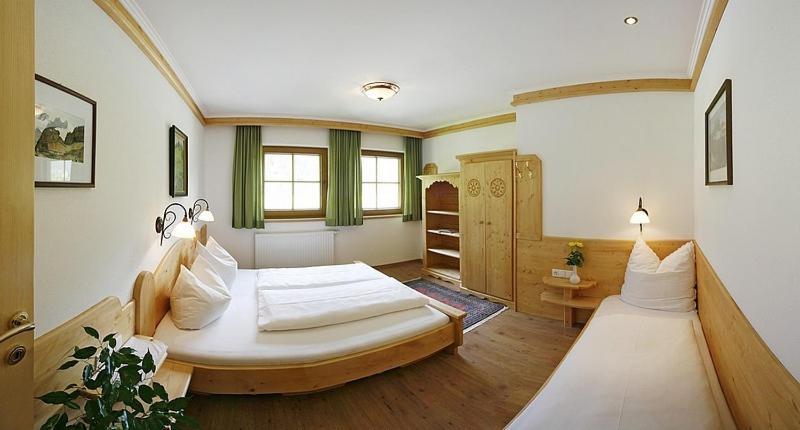 Appartementhaus Sonnenschein Mayrhofen Bagian luar foto